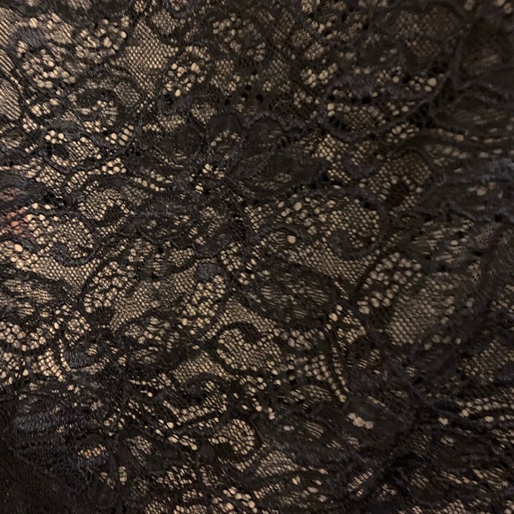 Showstopper Lingerie - Picture 4 of 5